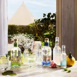 Organic Fig Leaf Gin -Winter Decor Store 220330 daylesford shot3 224 1500x1500