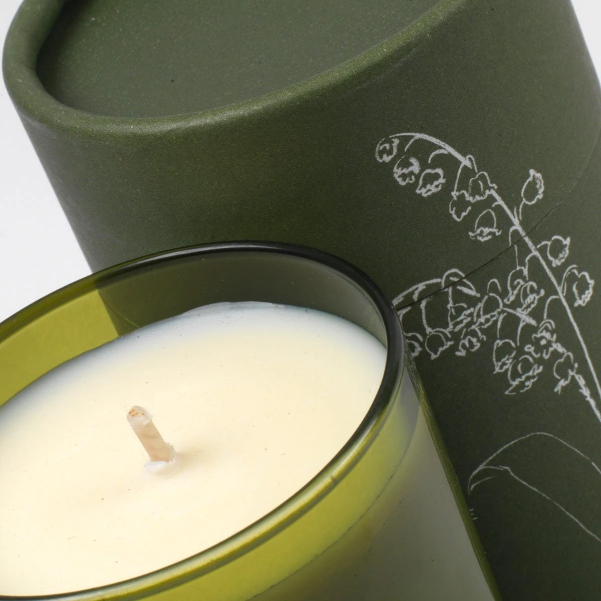Bamford Lily Of The Valley Flora Candle Small - Image 2